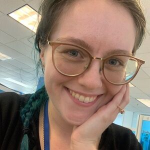 Meet your Posher, Emily